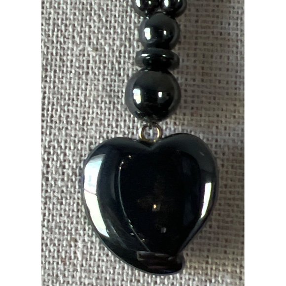 Heart Hematite Pendant Necklace -- 18" - Picture 2 of 9